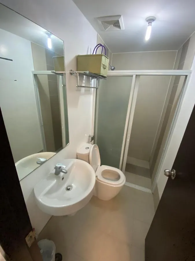 Abreeza Place T1-1702 Davao City