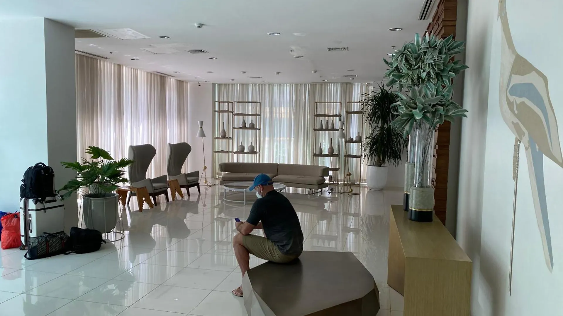 Abreeza Place T1-1702 Davao City Lägenhetshotell